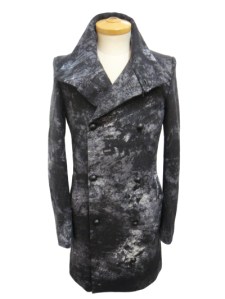 memhim jacket worn by e-zuka